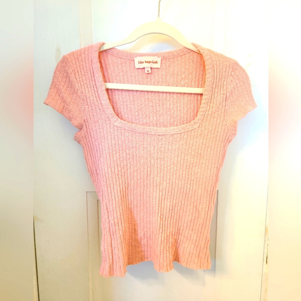 Lisa Says Gah Ribbed Tee.